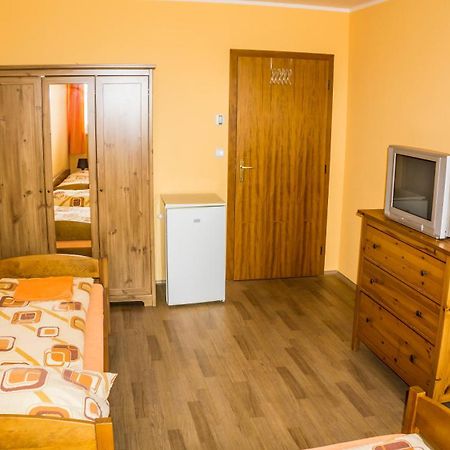 Penzion S Restauraci Na Furhaple Šakvice المظهر الخارجي الصورة